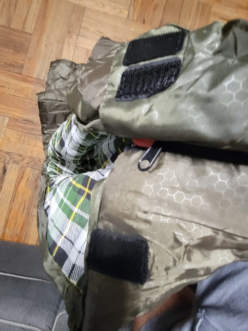 Poedpore Olive Green Plaid Lined Sleeping Bag Blanket